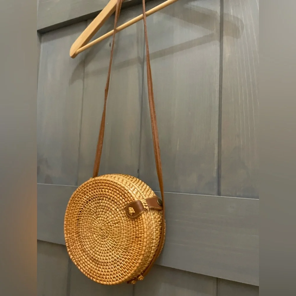 Round Woven Straw Crossbody Bag in Natural Brown